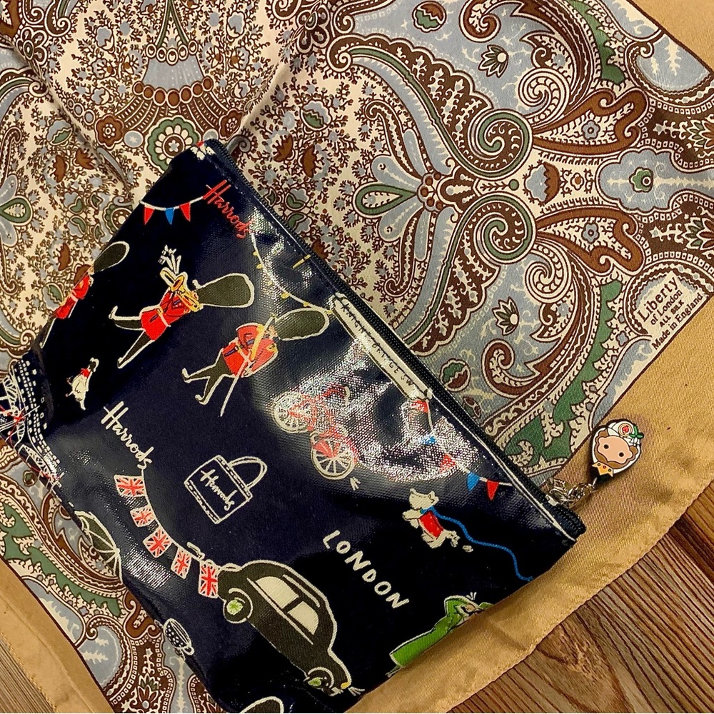 Liberty of London Silk Scarf 16” & Harrods 5.x 7” lined purse. - Picture 2 of 4